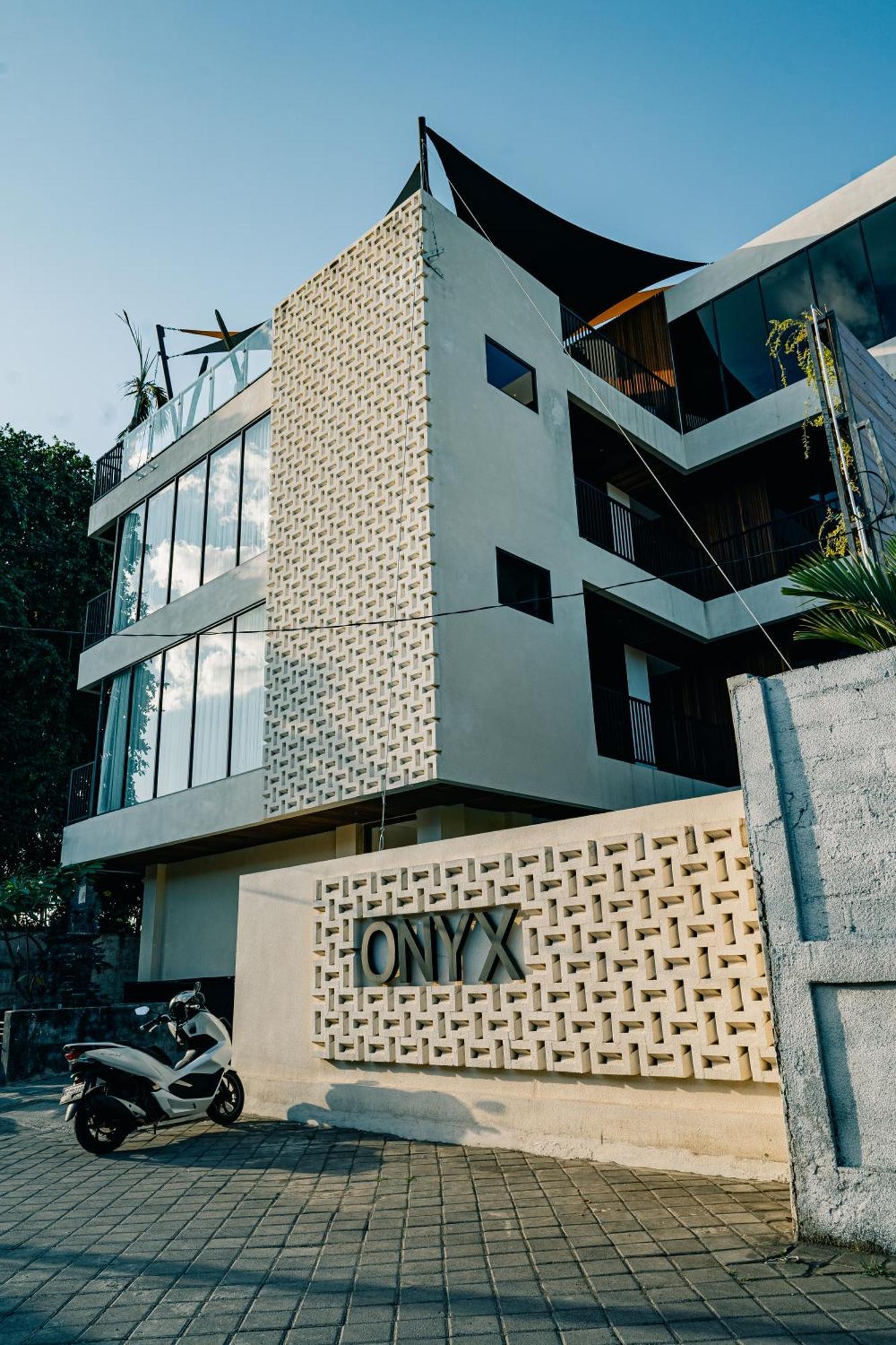 Onyx Beach Hotel Canggu Εξωτερικό φωτογραφία